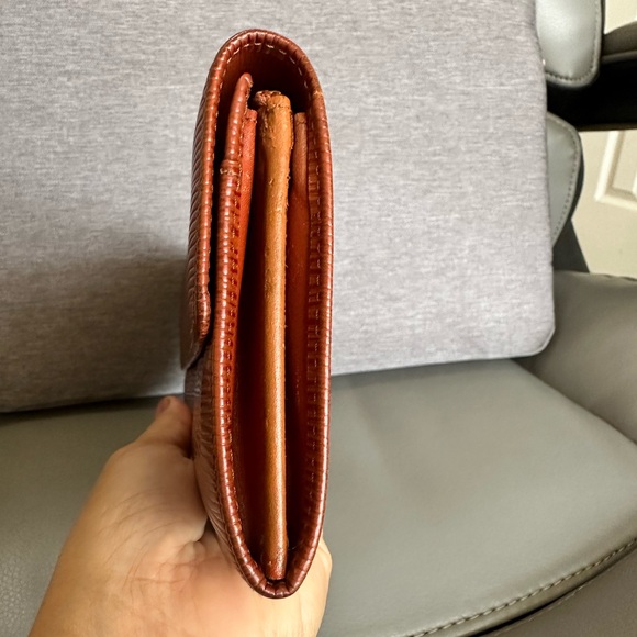 Louis Vuitton Epi Sara Large Wallet, Authentic, Brown - Picture 6 of 14